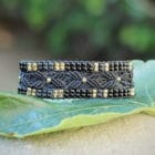 bracelet femme hippie chic pour femme en fil et perles de rocaille noir et doré - MIA Provence