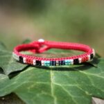 bracelet coloré d'été rouge
