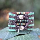 Bracelet fantaisie de luxe- fermeture par boutons en cristal Swarovski - créatrice bijoux fantaisie MIA Provence bijoux fantaisie de qualité
